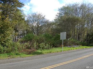 7 Copalis Beach Rd, Copalis Beach, WA 98535