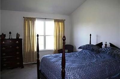 5th image of 42670 Preswick Ct