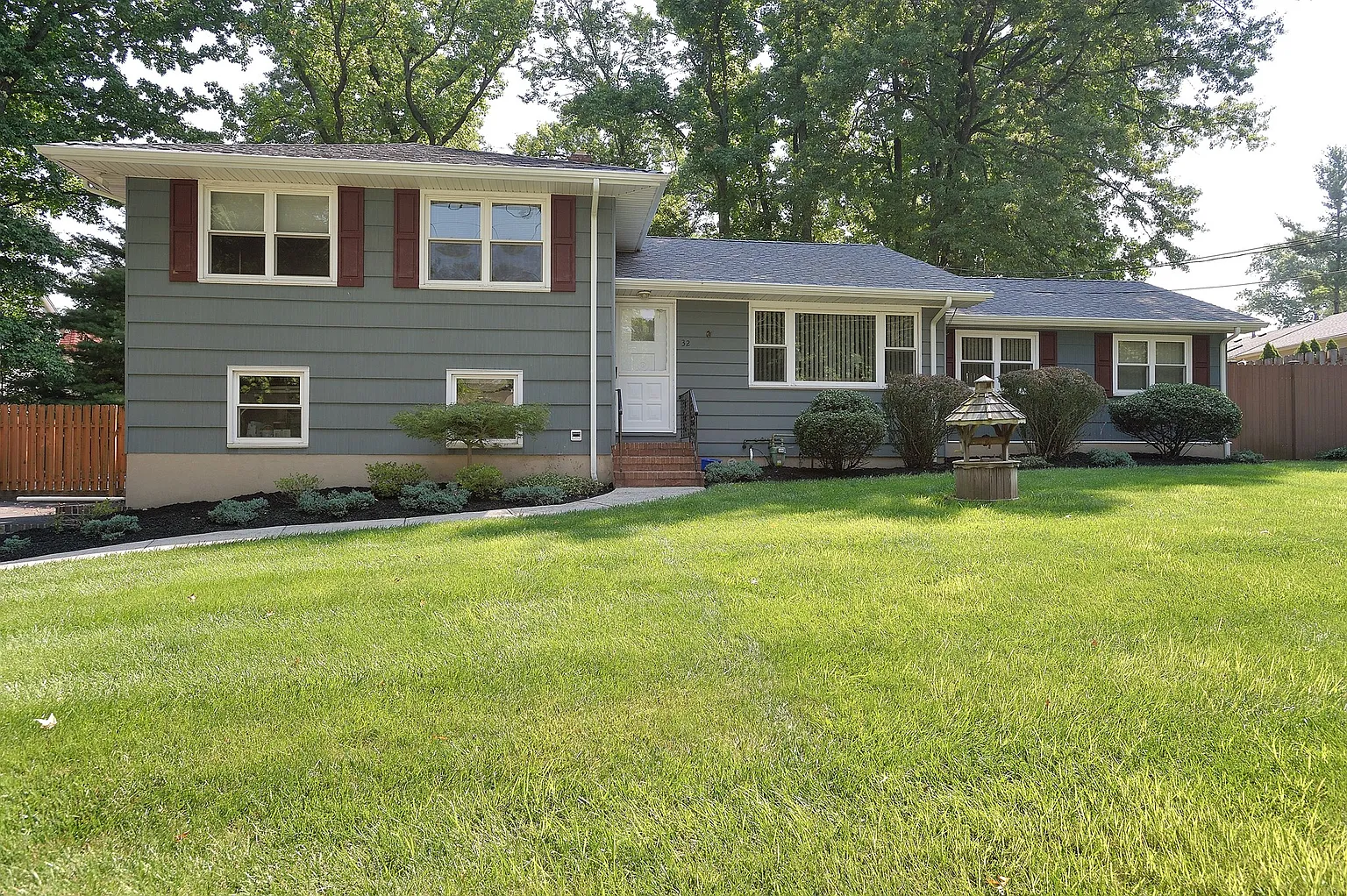 32 Milton Ave photo 1