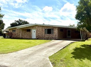 151 Ridgewood Blvd, Golden Meadow, LA 70357