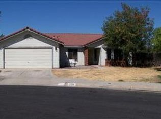 2501 Purvis Ave, Clovis, CA 93611