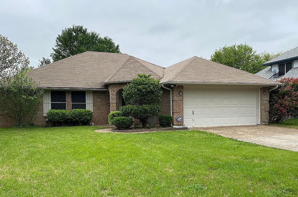 1st image of 7521 Emerywood Ln