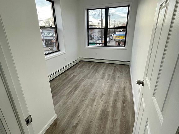 2nd image of 1641 E 95th St #1F