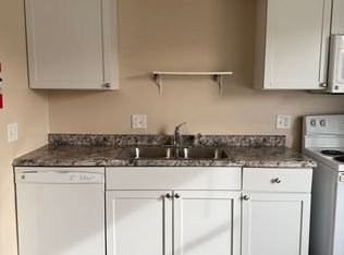 408 Melody Ln #1, Marshalltown, IA 50158
