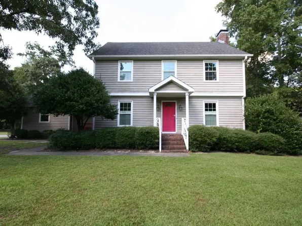 504 Tramway Dr, Goldsboro, NC 27534