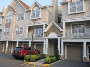 14 Wilmbelton Ct, Edison, NJ 08820