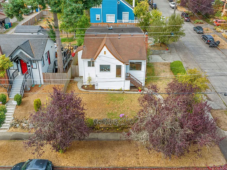 9721 Linden Ave N — Photo 11