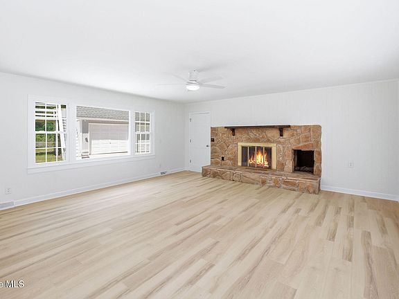 5th image of 114 Country Place Road