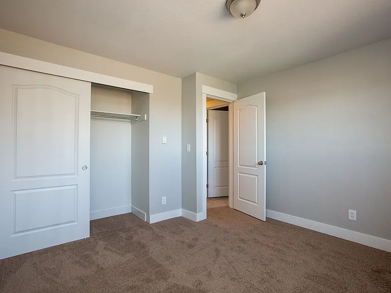 2628 Redwing Rd #8 — Photo 18