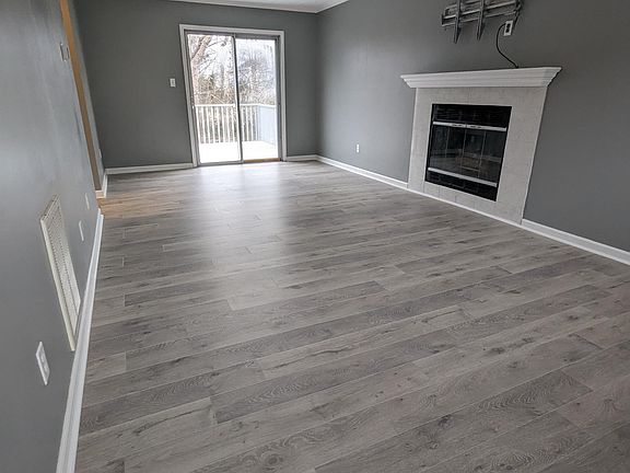 4th image of 1204 Boyington Dr
