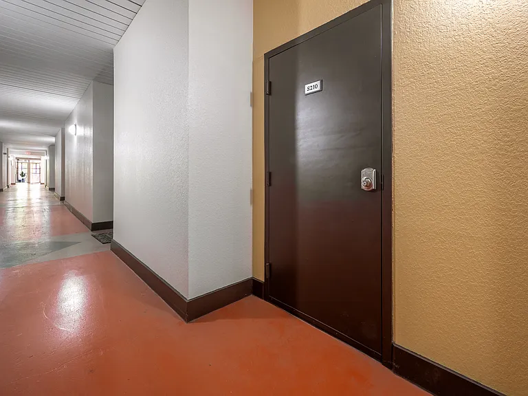 410 S Armenia Ave #928 — Photo 20