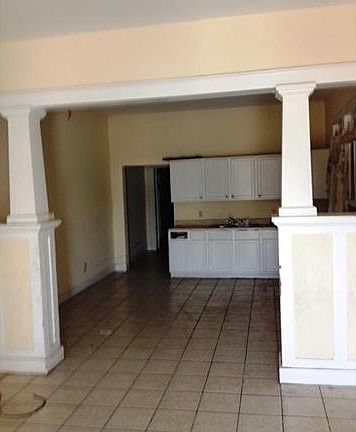 3rd image of 2008-10 Almonaster Ave