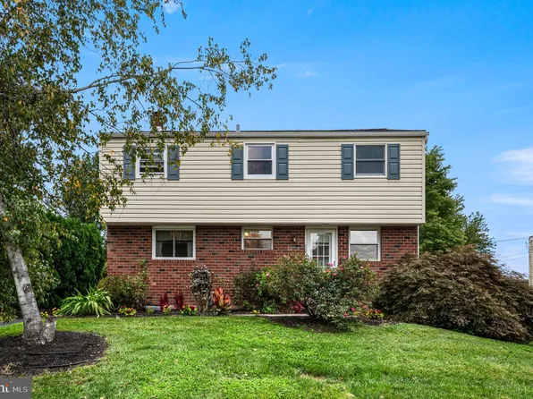 260 Heather Rd, King Of Prussia, PA 19406