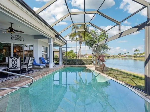 8983 Star Tulip CT, NAPLES, FL 34113