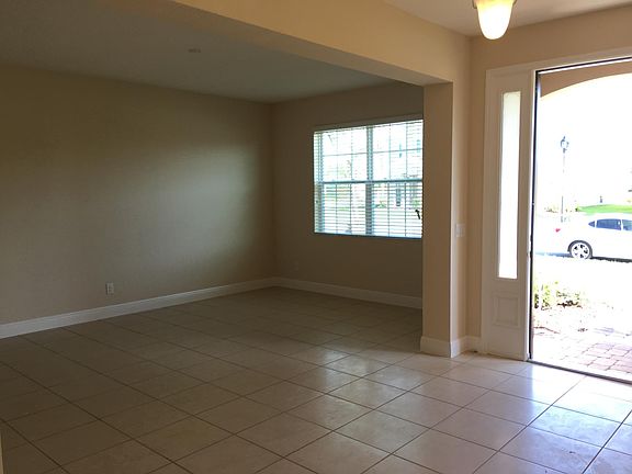 3rd image of 14500 Breakwater Way