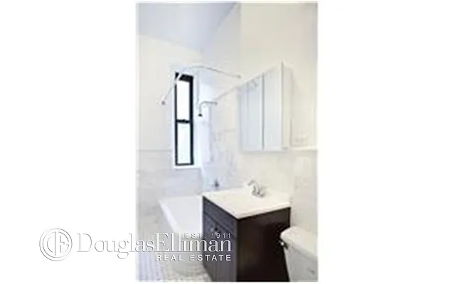 Rented by Douglas Elliman | media 27