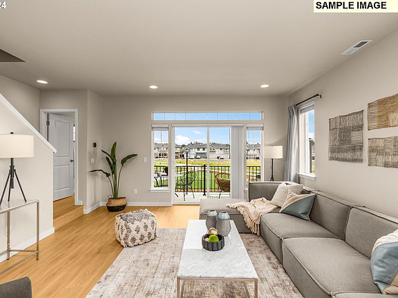 2nd image of 5116 Lone Oak