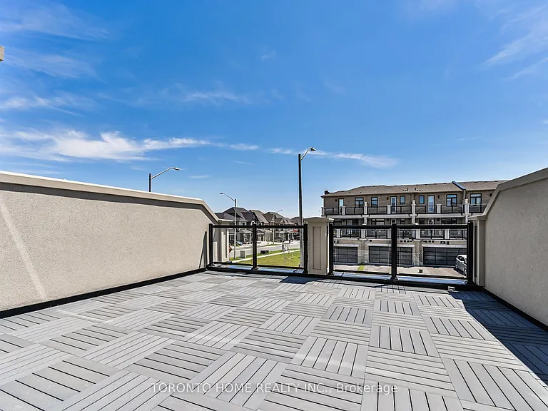 113 Mumbai Dr — Photo 20