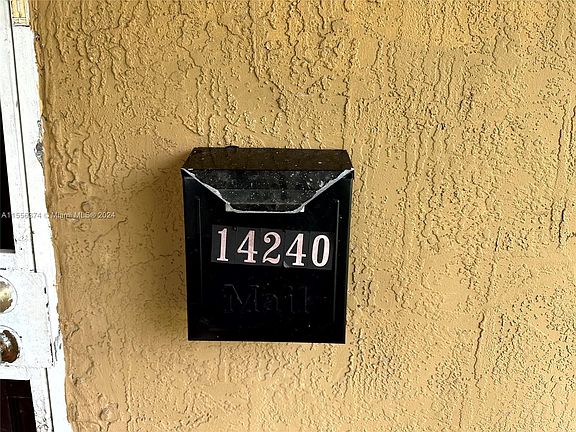 3rd image of 14240 NE 8th Ave