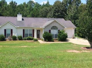 407 Hampton Green Dr, Lagrange, GA 30240