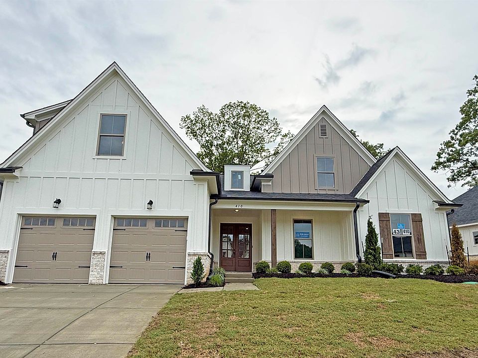 1st image of 410 Cypress Village Ln