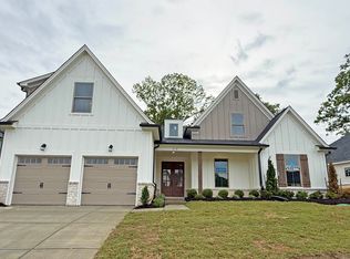 410 Cypress Village Ln, Eads, TN 38028
