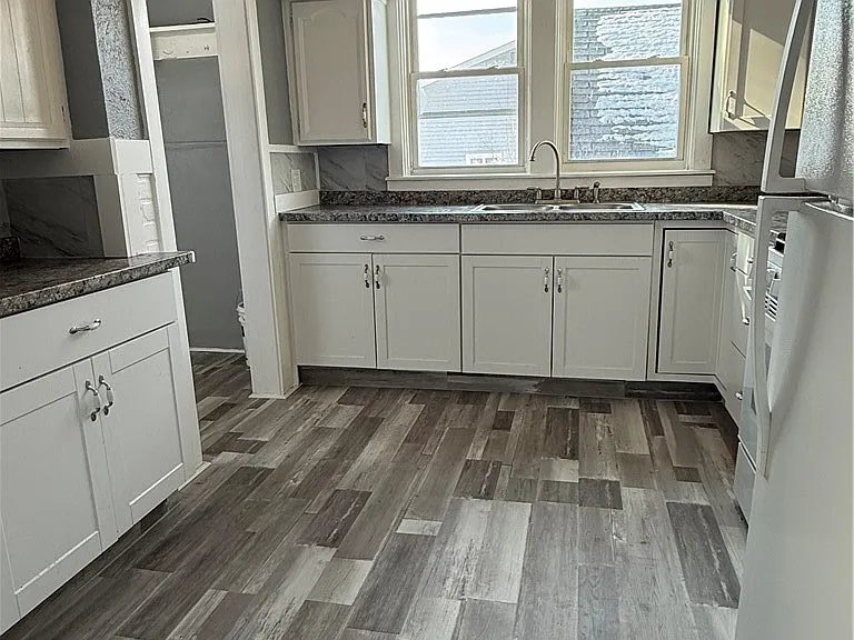 247 Princeton Ave — Photo 6