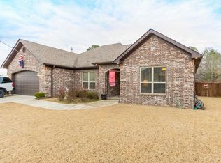 17112 Crooked Oak Dr, North Little Rock, AR 72120