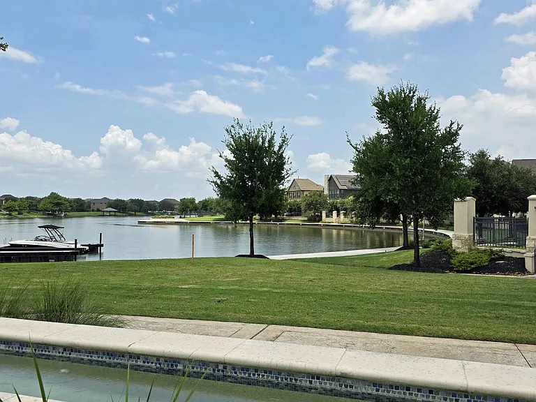 9523 Caddo Ridge Ln — Photo 23