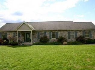 640 Shady Ln, Hummelstown, PA 17036