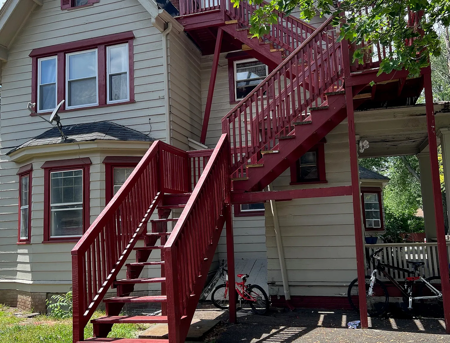 2 bed, 800 sqft, $2,000 — Photo 2