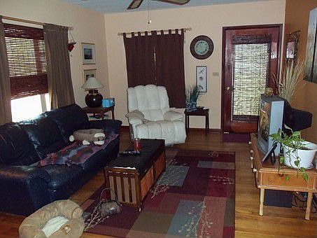 4th image of 302 Bailey Ave