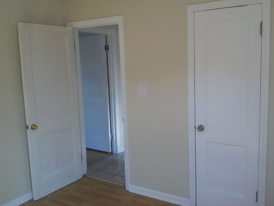 Bedroom #1