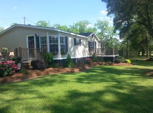 904 Old Newton Rd, Pelham, GA 31779