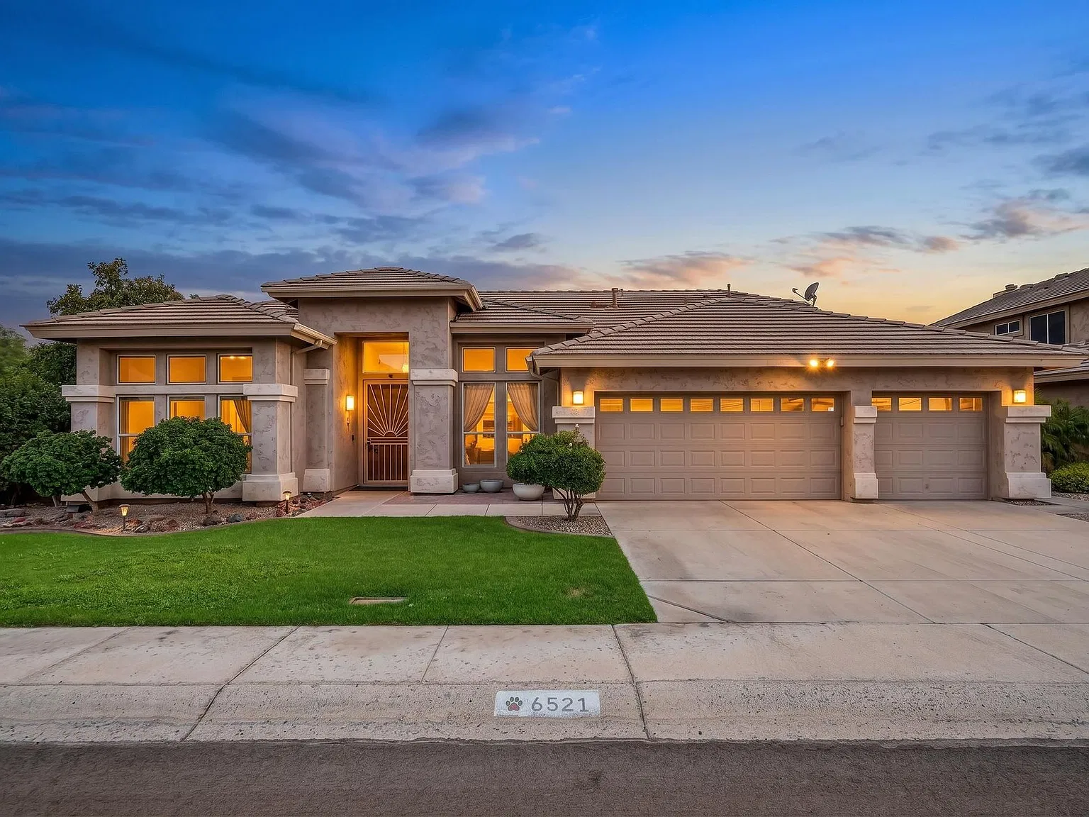 4 bed, 2717 sqft, $3,700 — Photo 1