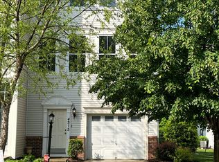 4315 Potomac Highlands Cir, Triangle, VA 22172