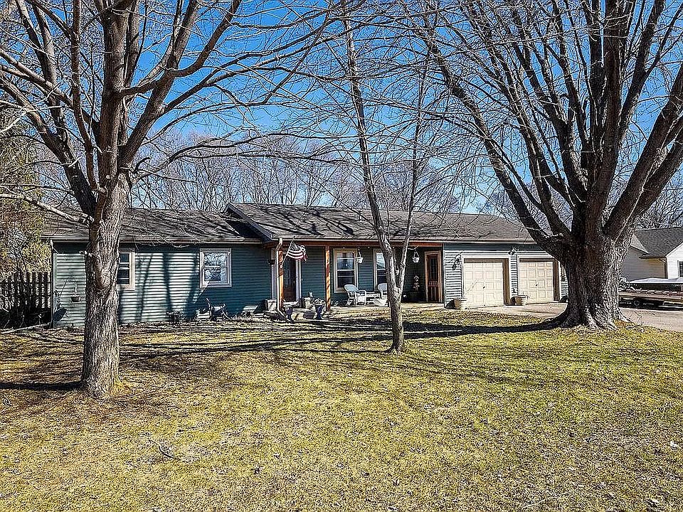 1st image of W8252 Woodview Dr