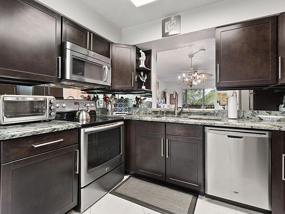 4th image of 7192 Huntington Ln APT 305