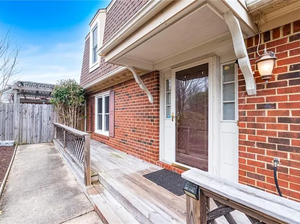 311 Boerum Ct, Virginia Beach, VA 23452