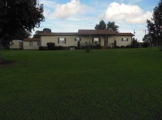 3216 Middleton Rd, Starr, SC 29684