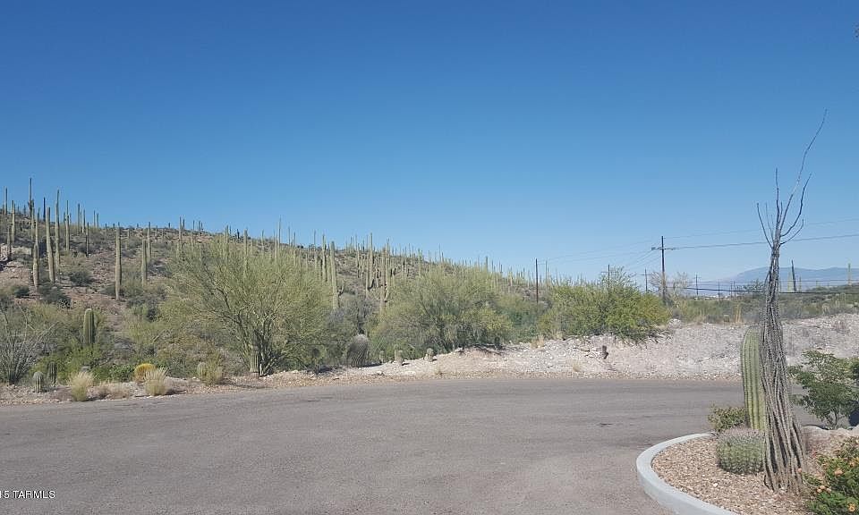 2nd image of 1386 N Enclave Pl