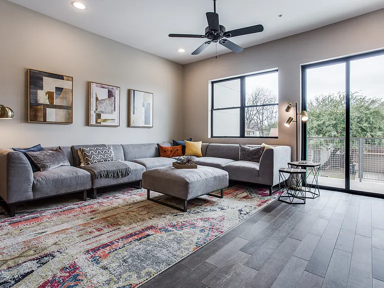 3141 Lubbock Ave — Photo 5