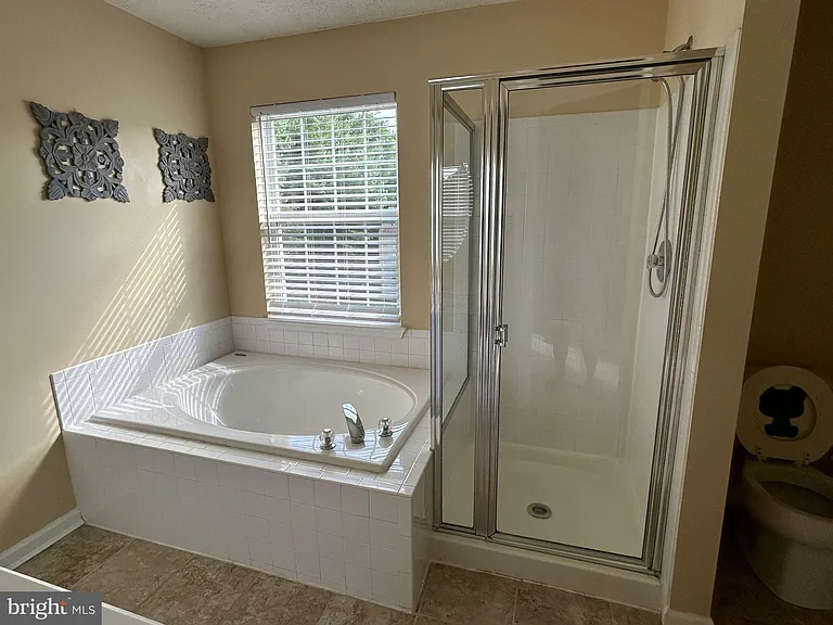 8718 Belleau Ct — Photo 10