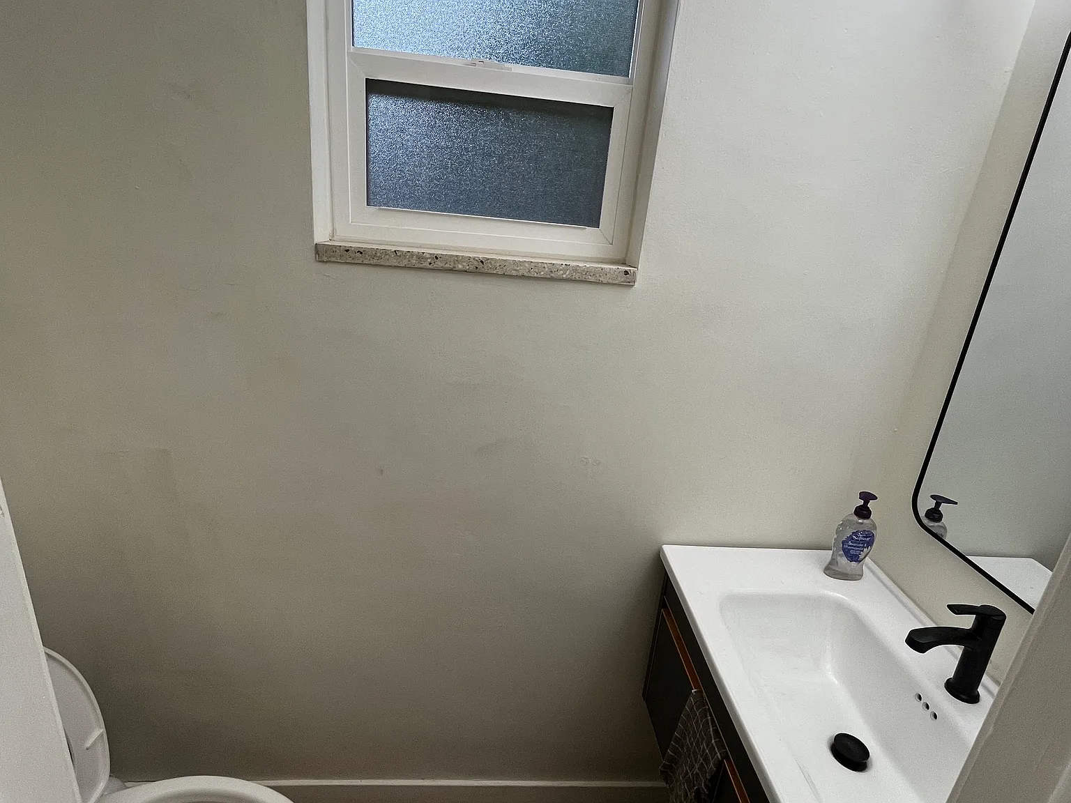 2 bed, 1.5 bath, 1457 sqft, $2,500 — Photo 4