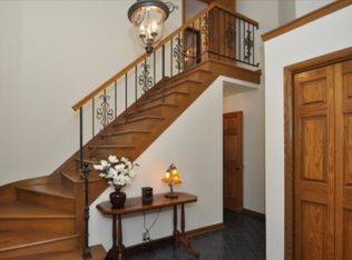 18605 Engel Dr, Brookfield, WI 53045