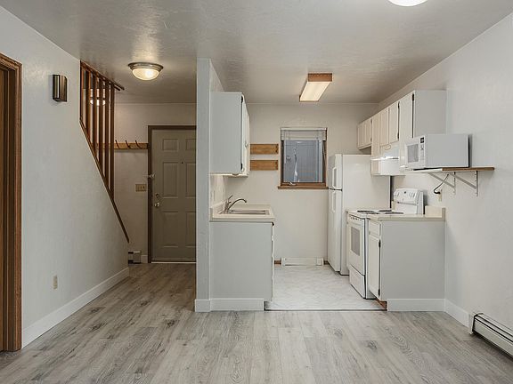 4th image of 1018 Dogwood St APT 205