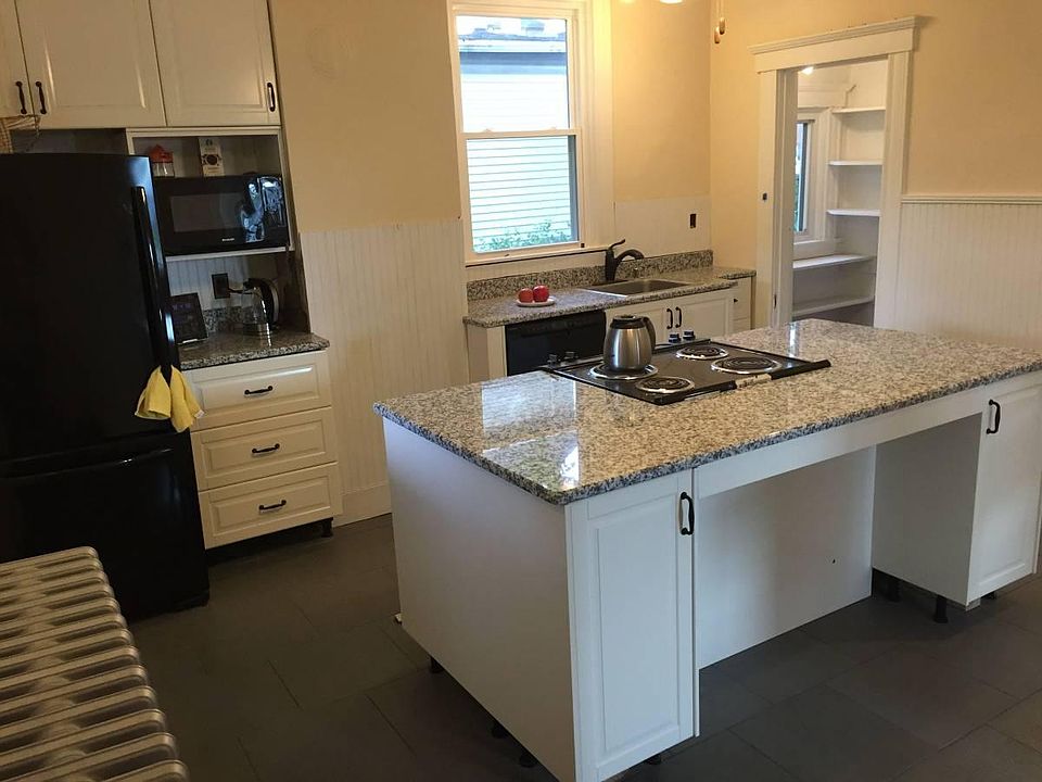 Kitchen island