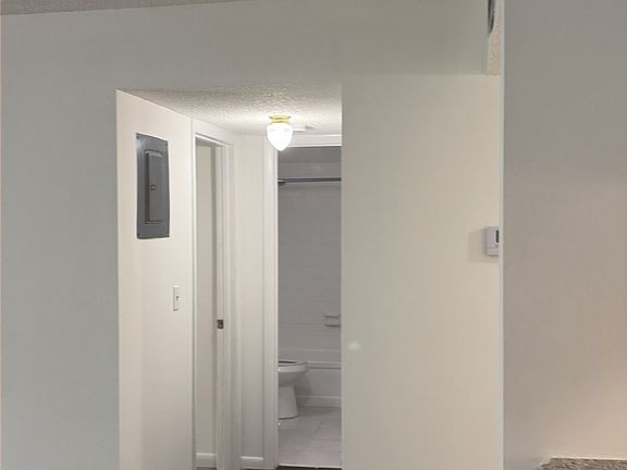 4th image of 8540 N Sherman Cir Unit 504-1