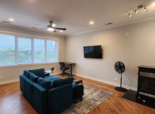 2128 W Van Buren St APT 2, Chicago, IL 60612