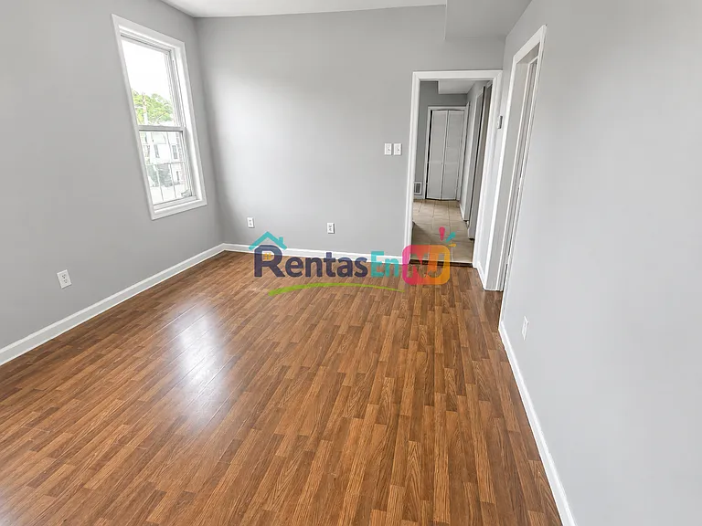 80 Brookdale Ave #3A — Photo 7
